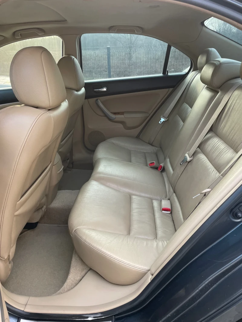 Honda Accord 2.2I CTDI, снимка 15 - Автомобили и джипове - 47800116