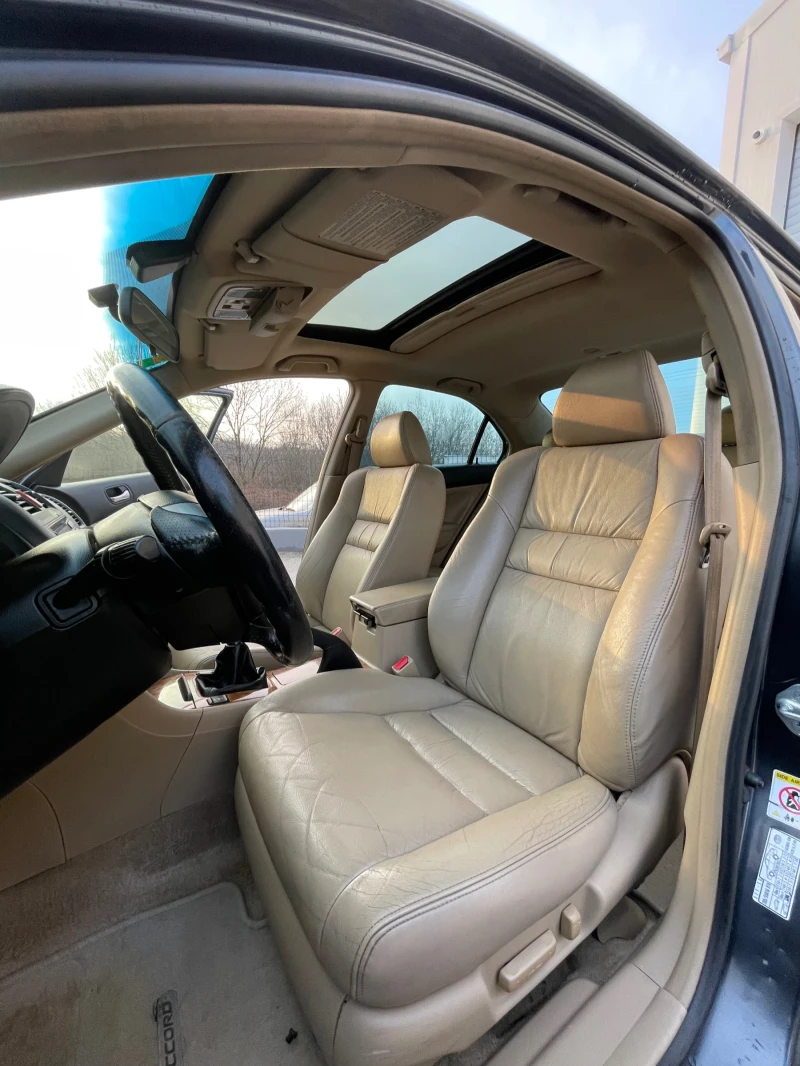 Honda Accord 2.2I CTDI, снимка 9 - Автомобили и джипове - 47800116