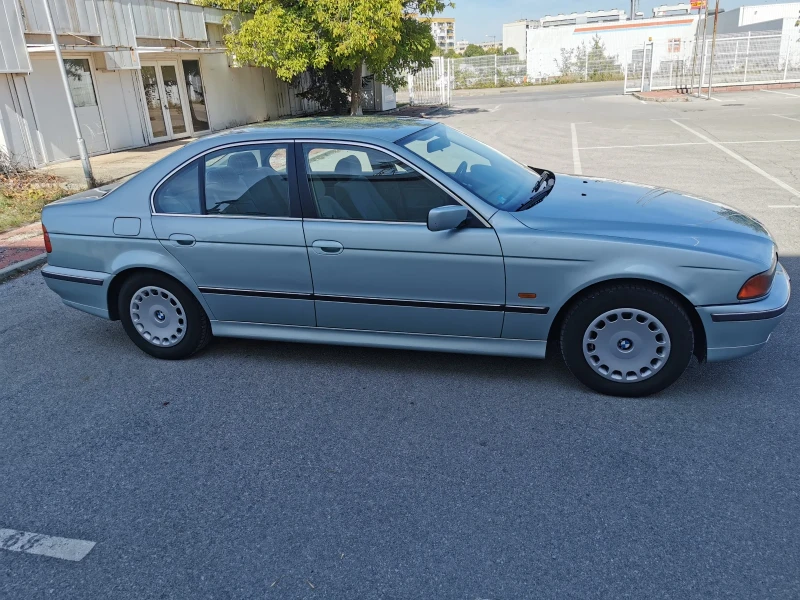 BMW 520, снимка 3 - Автомобили и джипове - 47460086