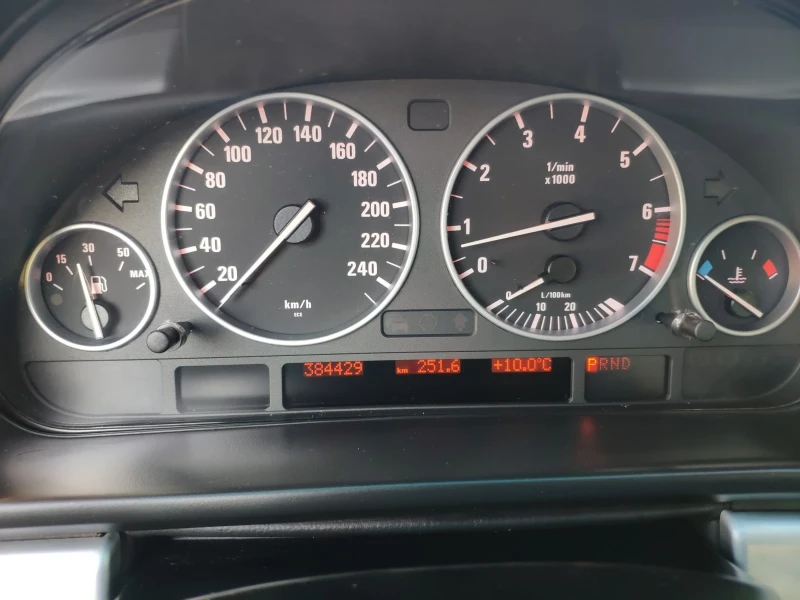 BMW 525, снимка 8 - Автомобили и джипове - 47852791