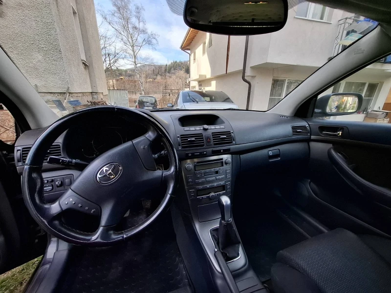 Toyota Avensis, снимка 5 - Автомобили и джипове - 49445582