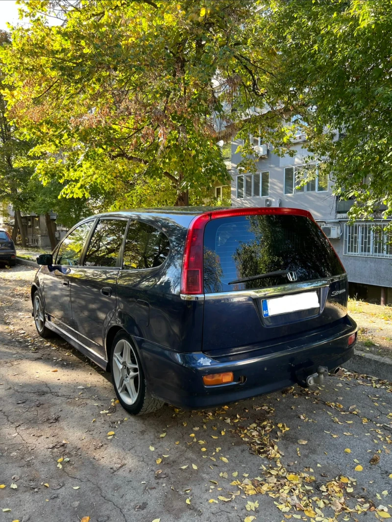 Honda Stream 2.0 i-vtec, снимка 5 - Автомобили и джипове - 52531452