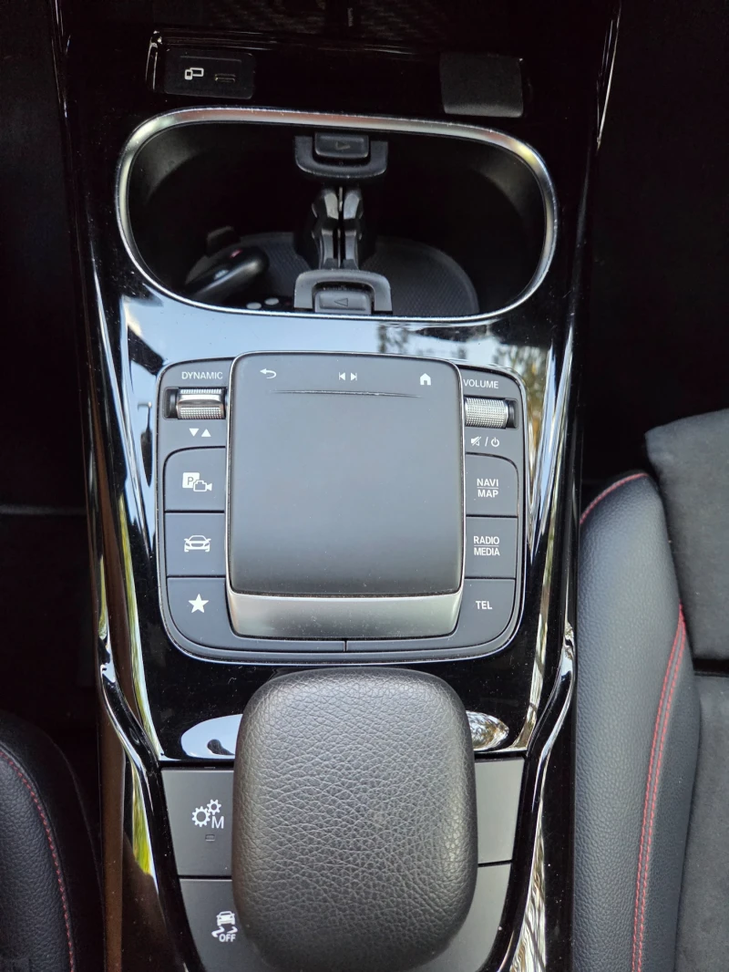 Mercedes-Benz CLA 350 AMG 35 AMG, снимка 10 - Автомобили и джипове - 53157177