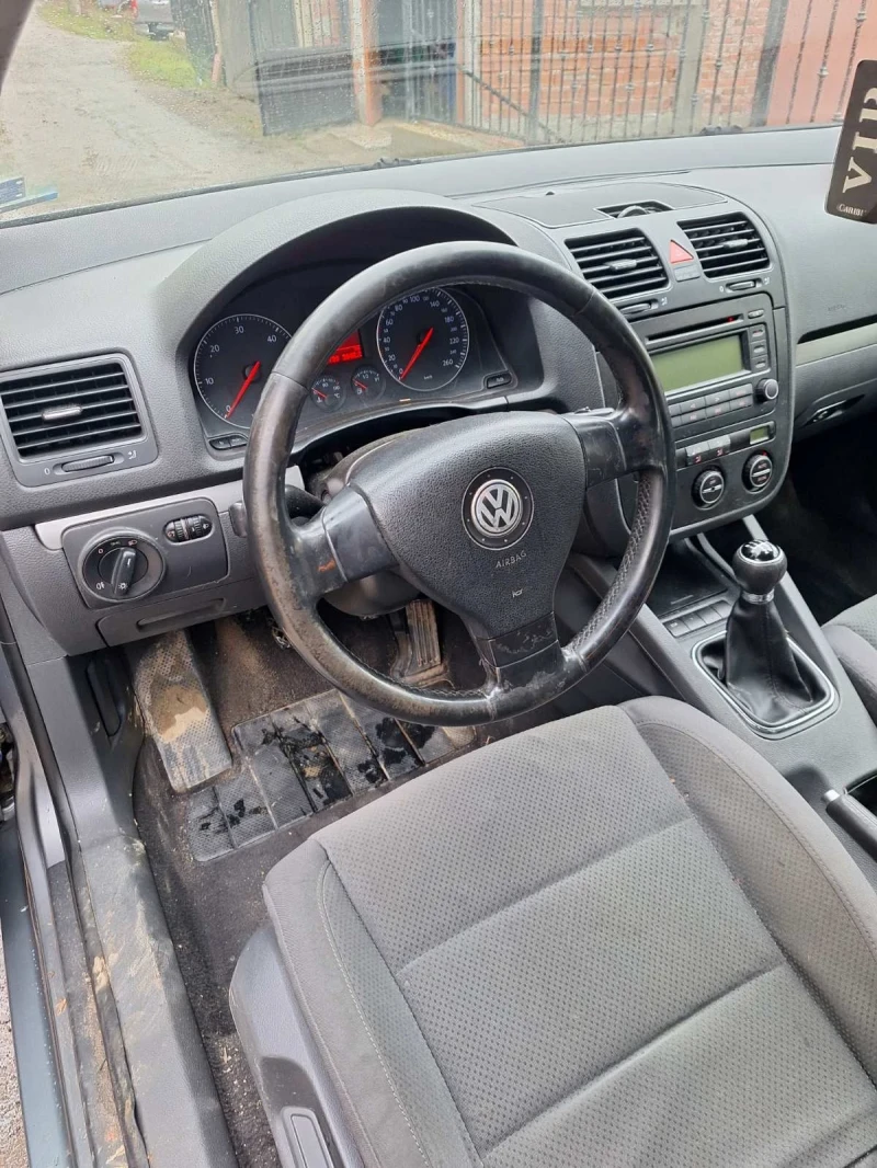 VW Golf, снимка 5 - Автомобили и джипове - 53248509