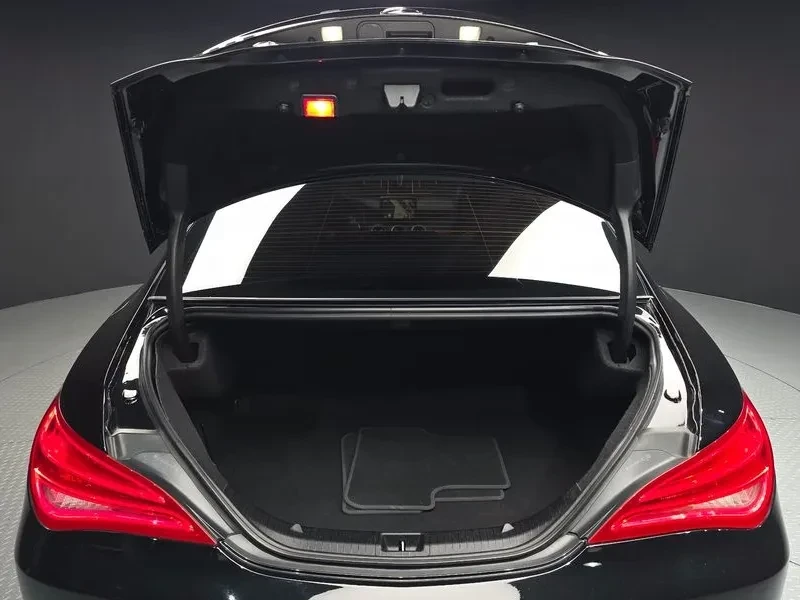 Mercedes-Benz CLA 200 D 4Matic C117, снимка 17 - Автомобили и джипове - 55638076