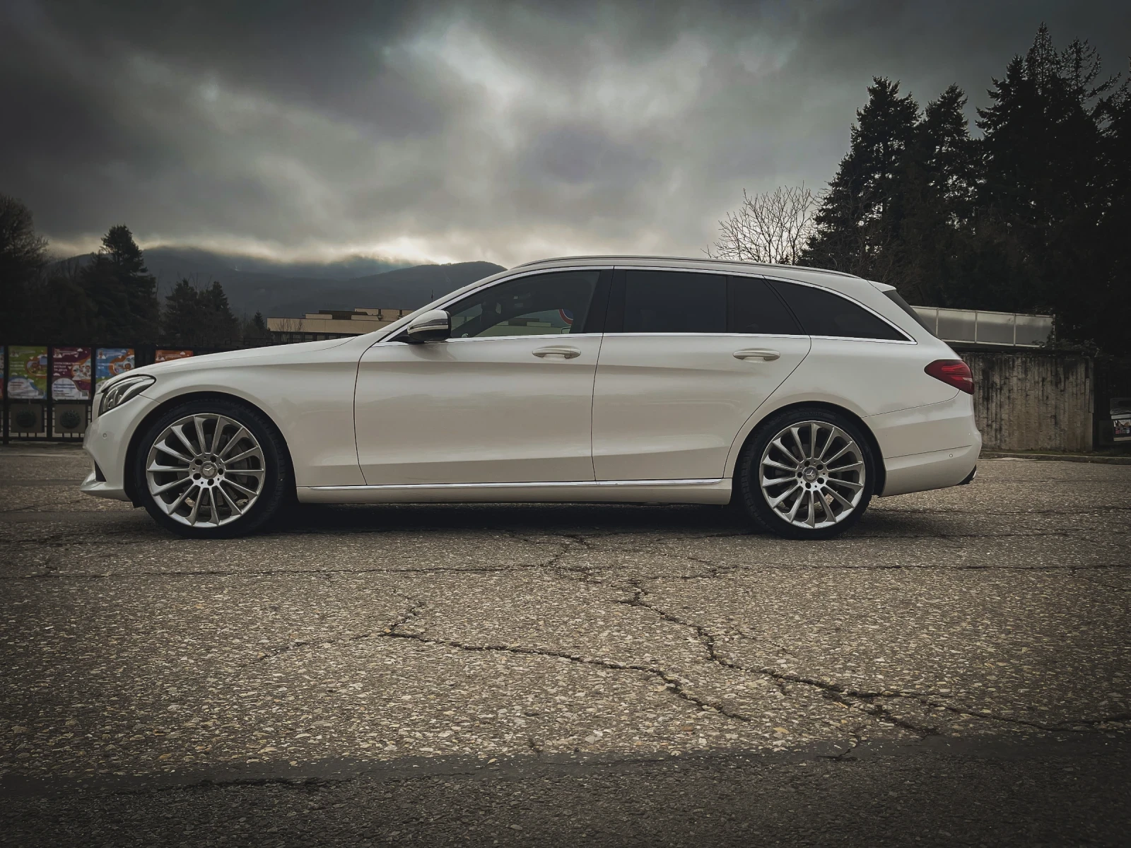 Mercedes-Benz C 350 Plug-in Hybrid - изображение 6
