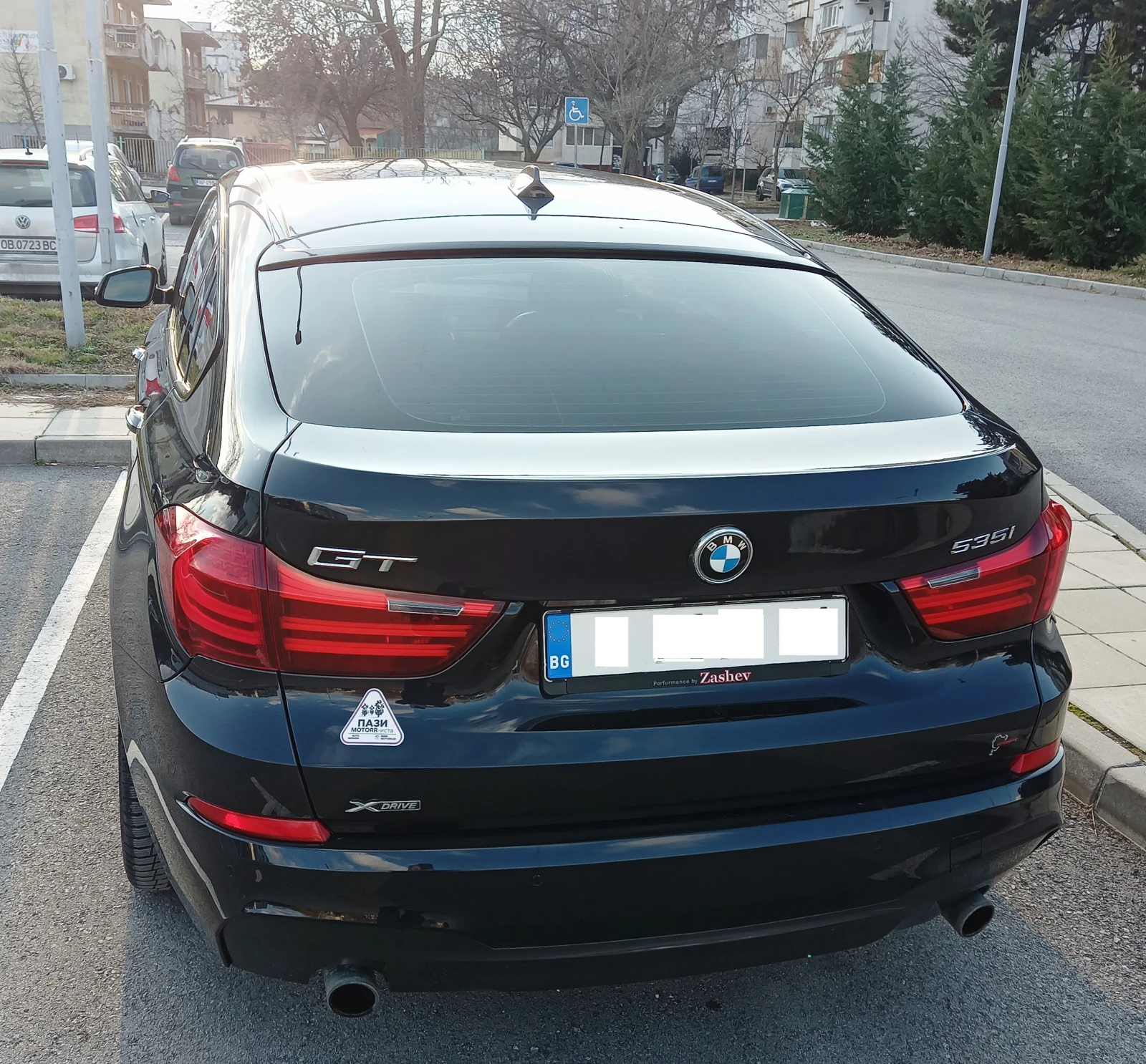 BMW 5 Gran Turismo 535ix - изображение 7