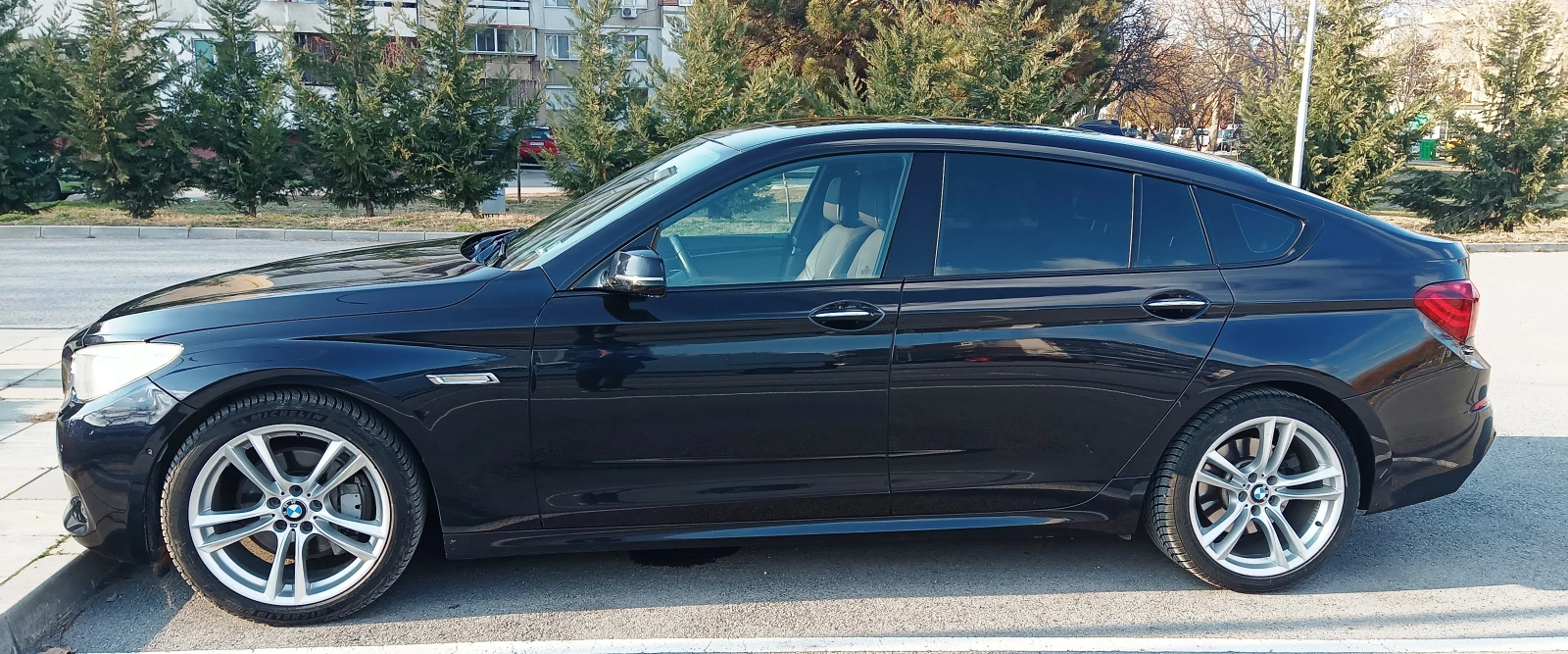 BMW 5 Gran Turismo 535ix - изображение 3