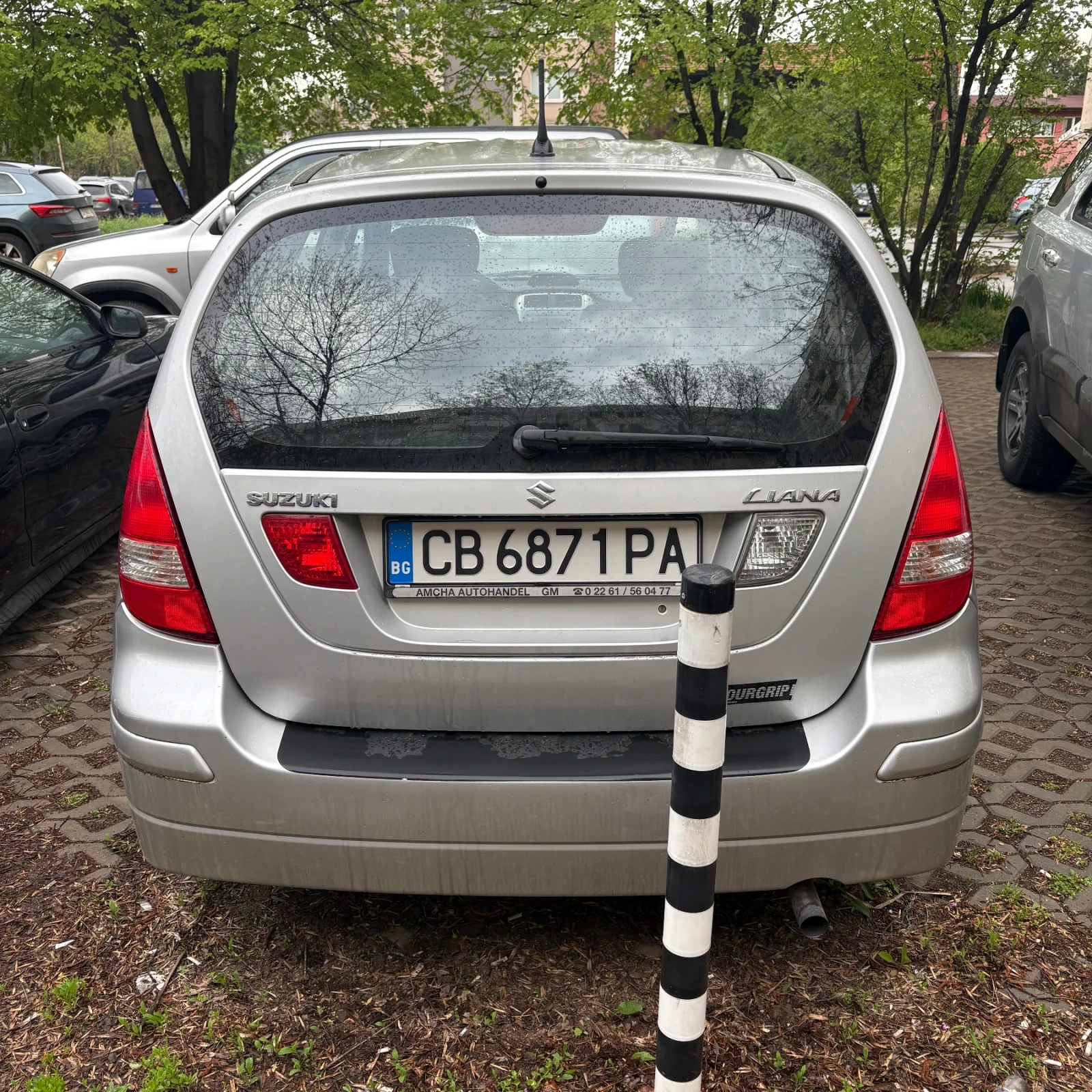 Suzuki Liana Комби - изображение 5