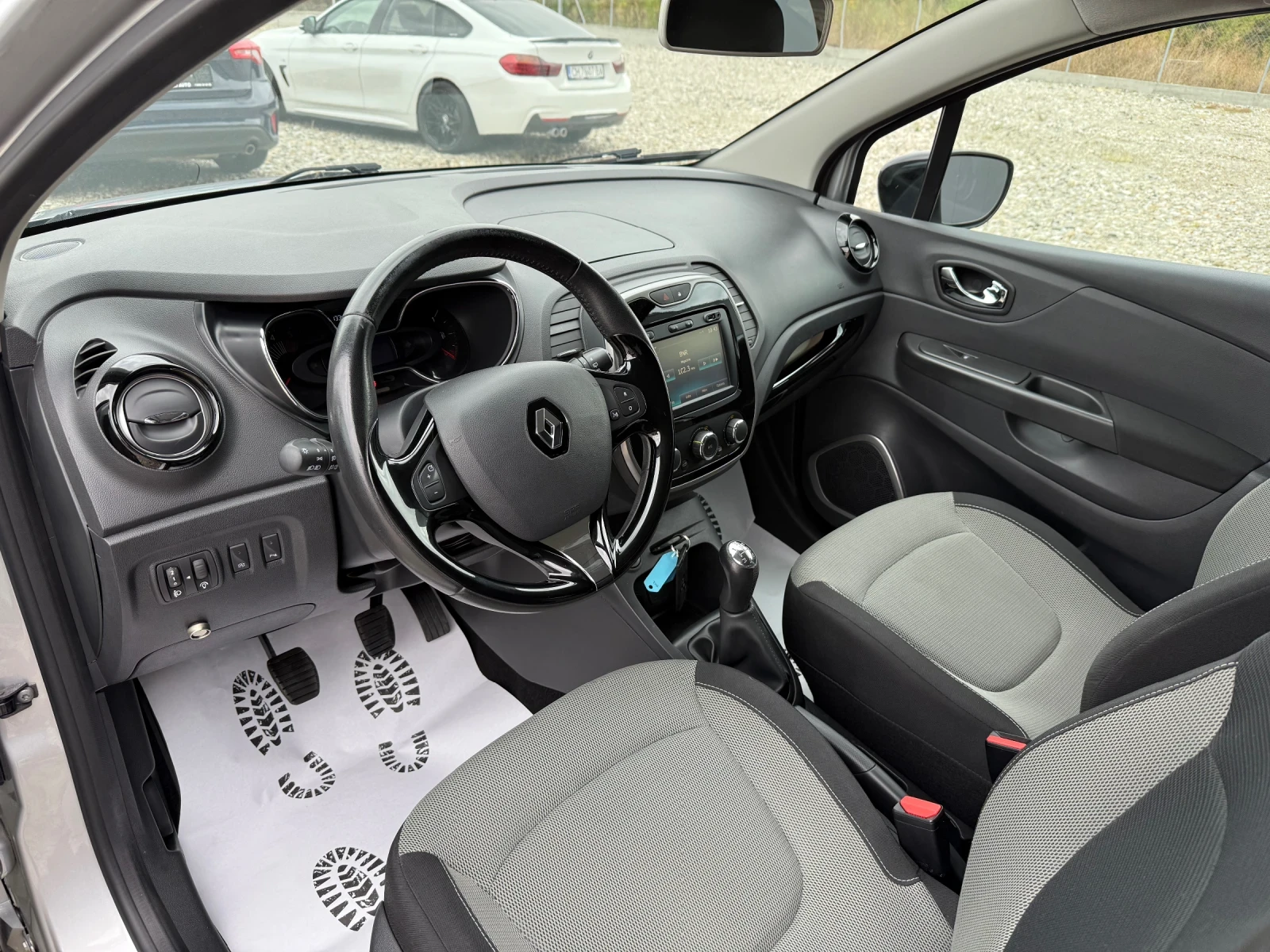Renault Captur 1.5DCI - изображение 9