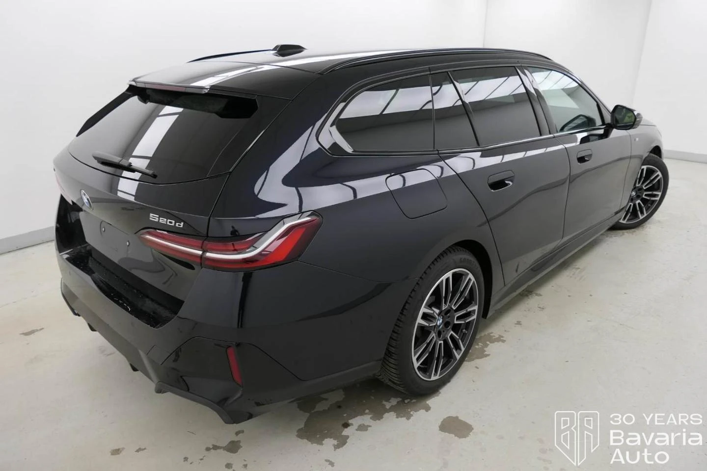 BMW 520 d xDrive Touring M Sport Paket Steptronic | Mobile.bg   3