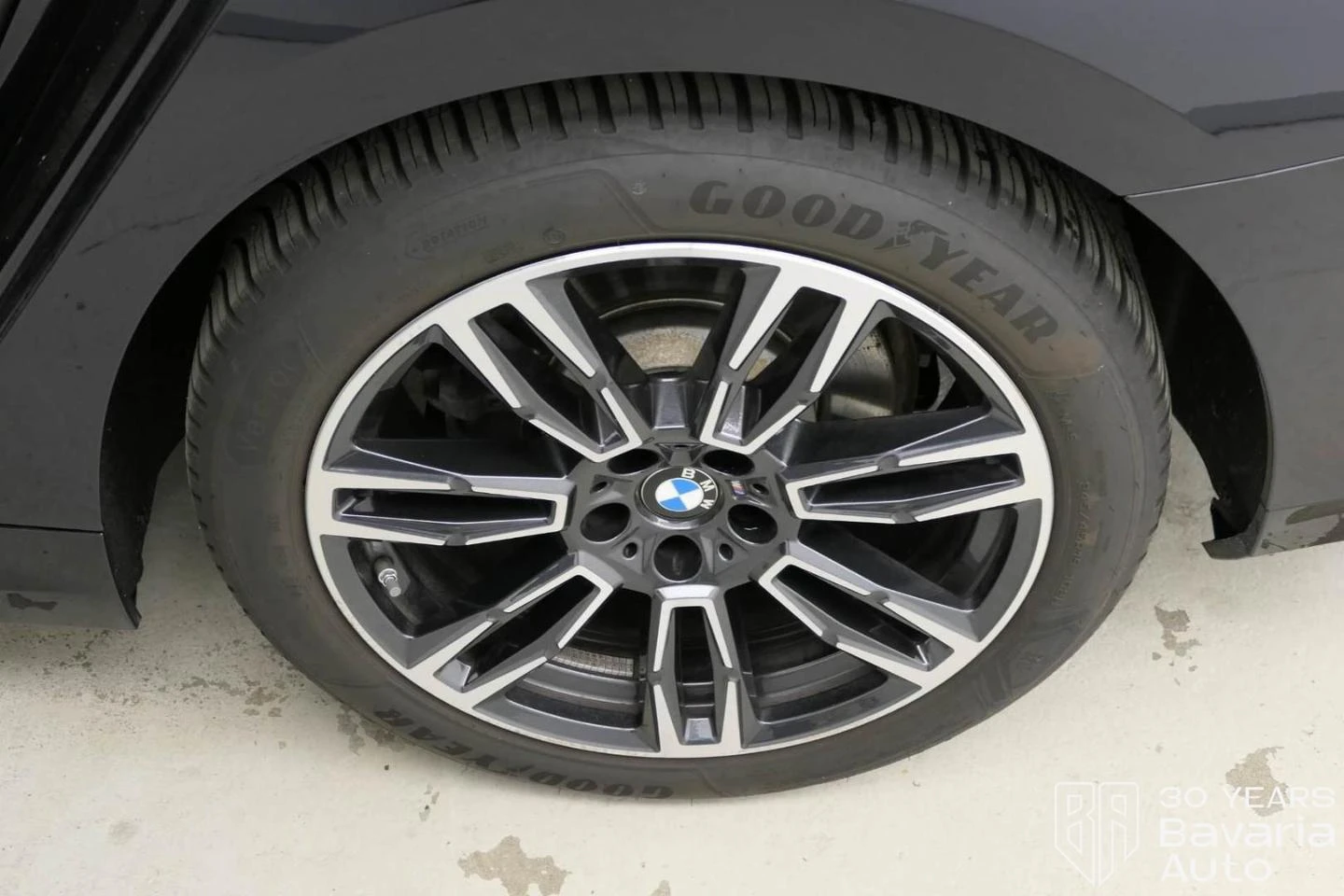 BMW 520 d xDrive Touring M Sport Paket Steptronic | Mobile.bg   13