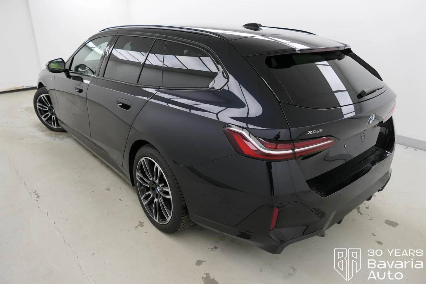 BMW 520 d xDrive Touring M Sport Paket Steptronic | Mobile.bg   2