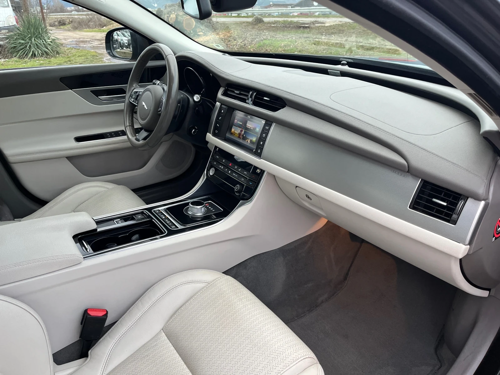 Jaguar Xf 2.0TDI-180-FEIS-ITALIA - изображение 5