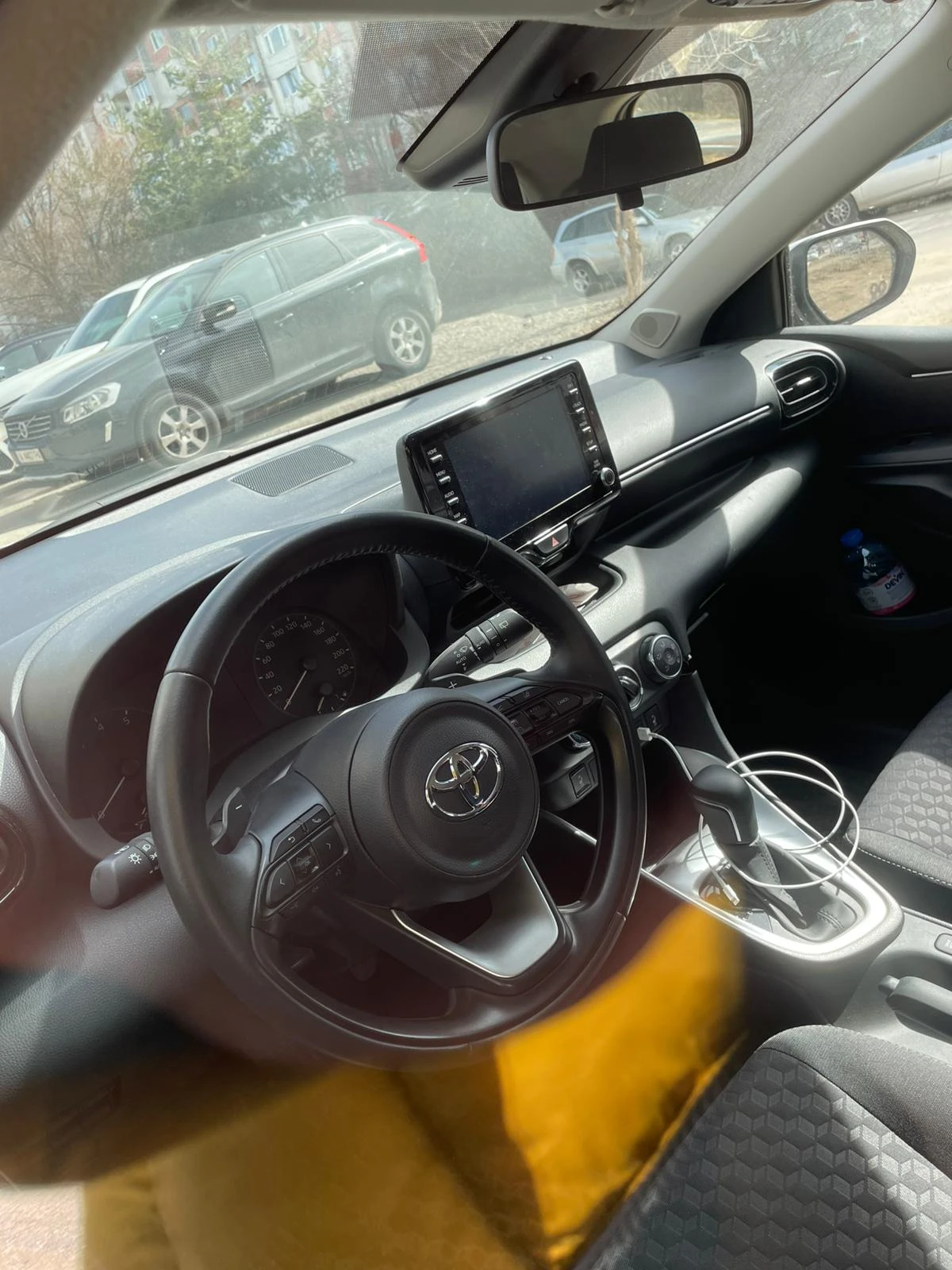 Toyota Yaris, снимка 4 - Автомобили и джипове - 53829791