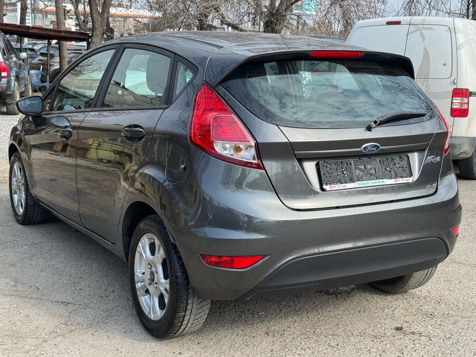 Ford Fiesta 1.4i -ГАЗОВ ИНЖЕКЦИОН !, снимка 4 - Автомобили и джипове - 53877532