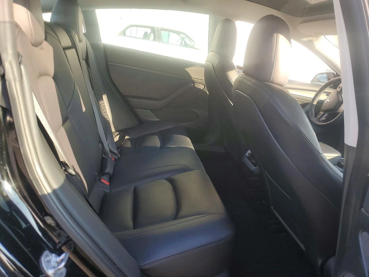 Tesla Model 3 LONG RANGE DUAL MOTOR AWD, снимка 10 - Автомобили и джипове - 53988937