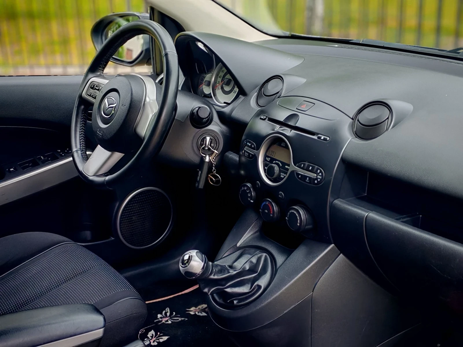 Mazda 2 1.5I(102)* GT-EDITION* НОВ ВНОС* , снимка 13 - Автомобили и джипове - 54583141