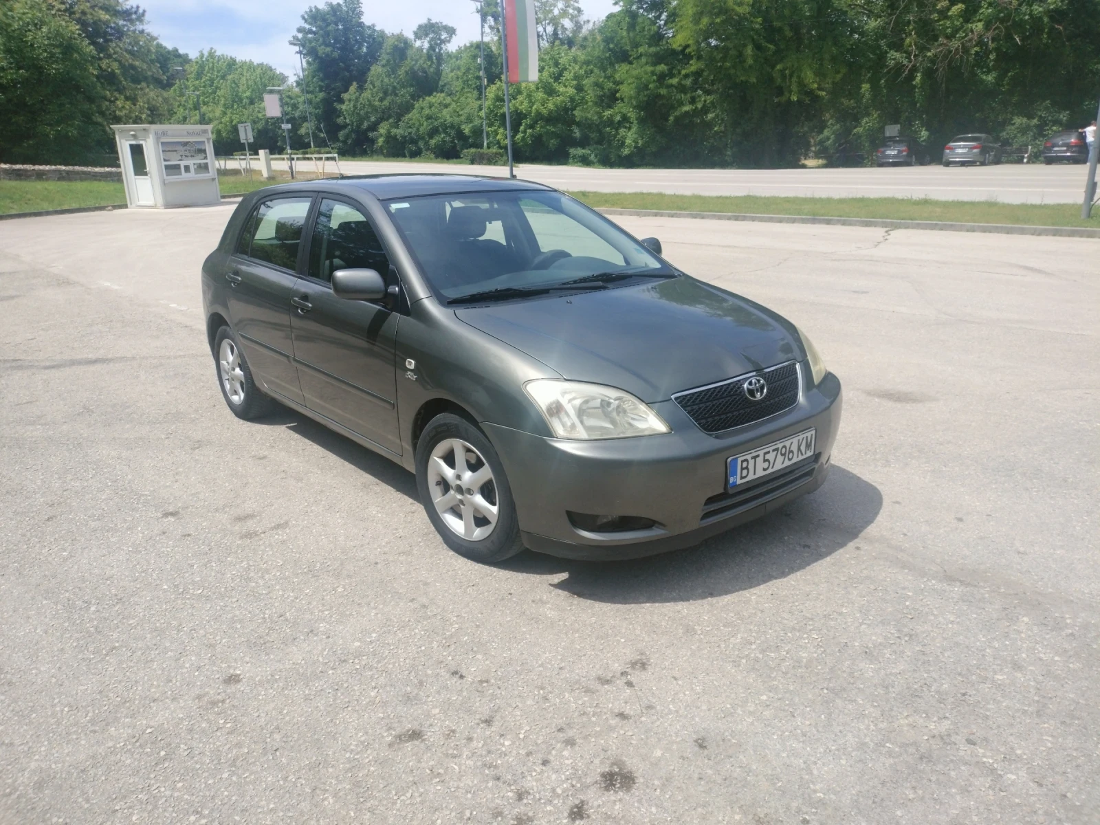 Toyota Corolla 2.0 d4d, снимка 8 - Автомобили и джипове - 54617890