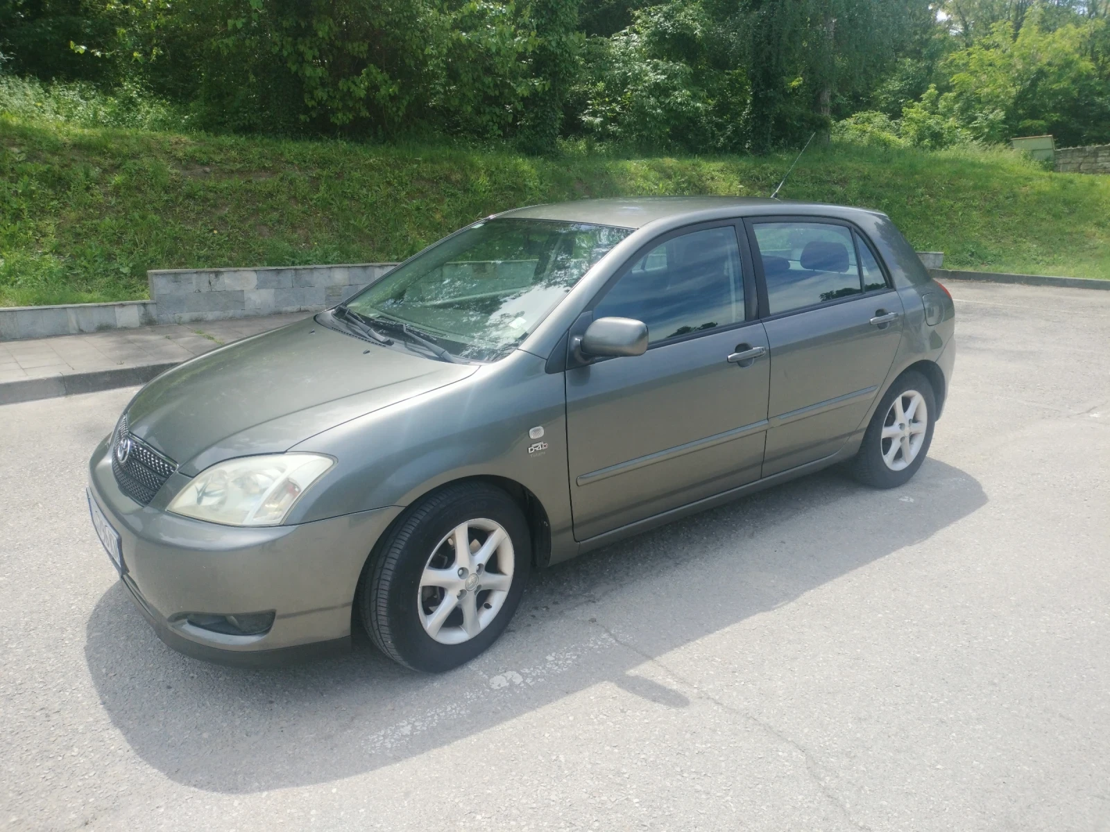 Toyota Corolla 2.0 d4d, снимка 3 - Автомобили и джипове - 54617890