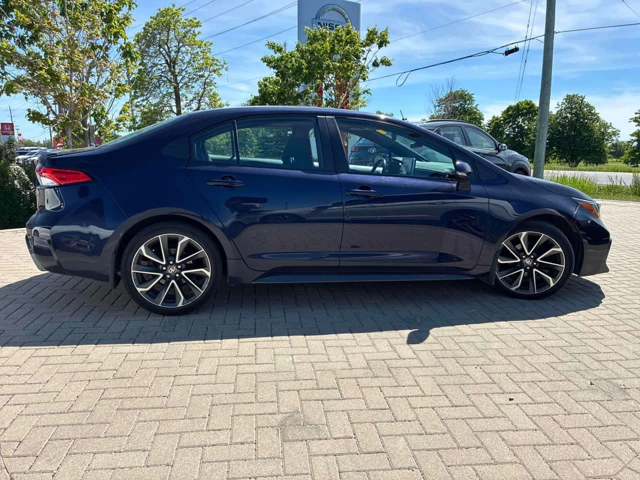 Toyota Corolla * SE CVT * АВТОКРЕДИТ БЕЗ ПЪРВОНАЧАЛНА ВНОСКА* , снимка 3 - Автомобили и джипове - 54837317