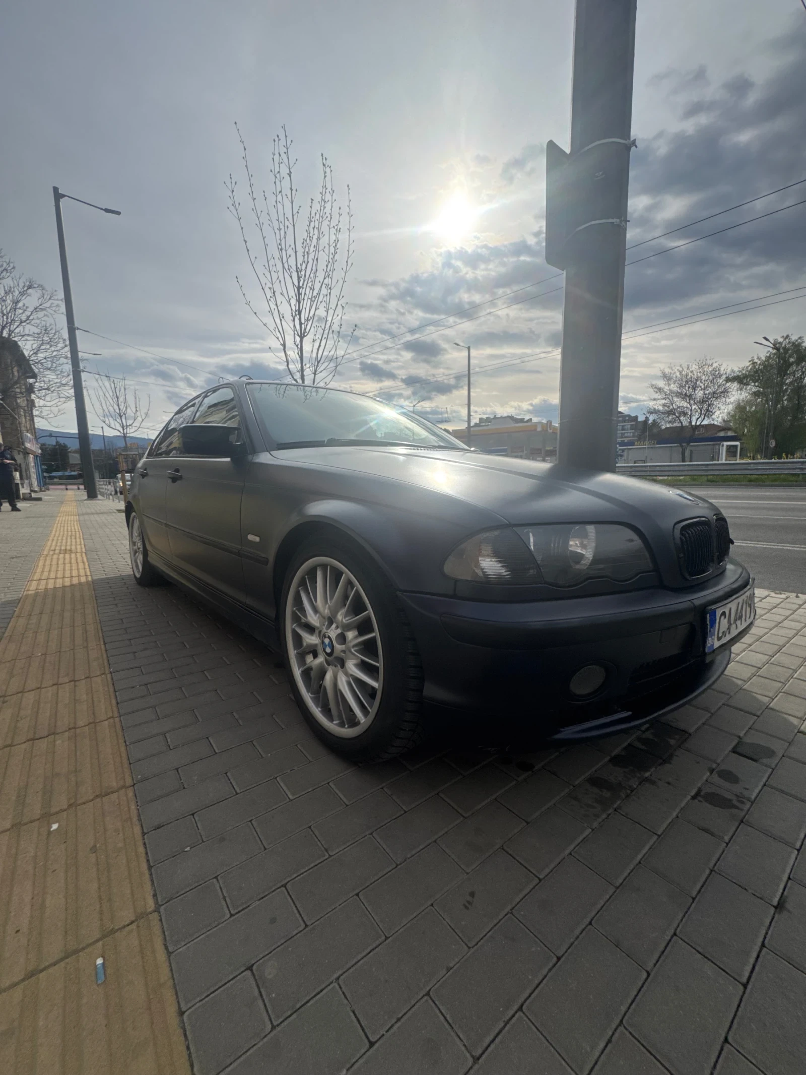 BMW 330, снимка 3 - Автомобили и джипове - 54857538
