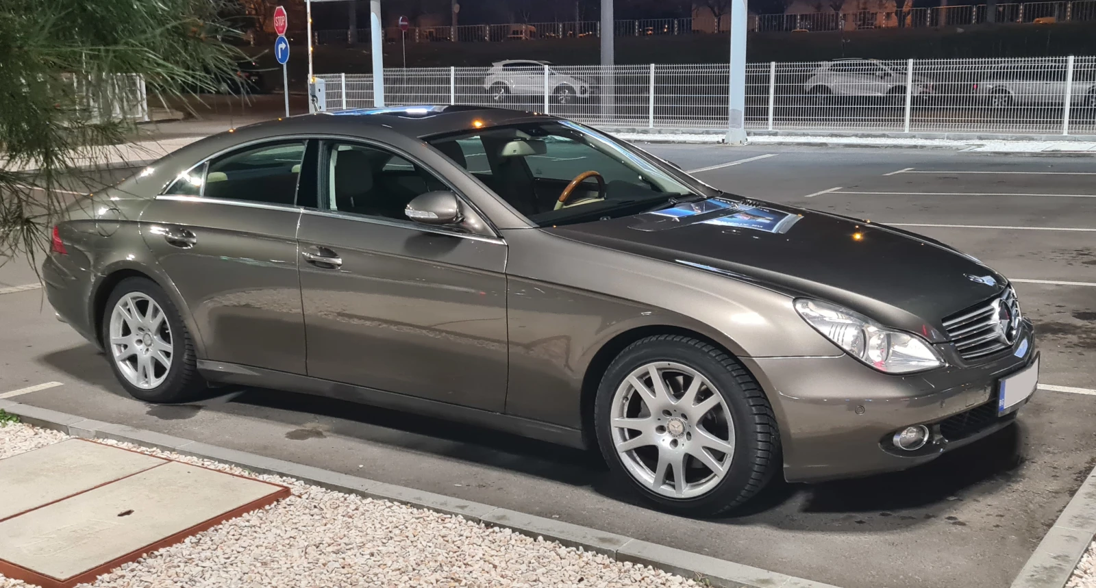 Mercedes-Benz 350 CGI, снимка 2 - Автомобили и джипове - 55339962