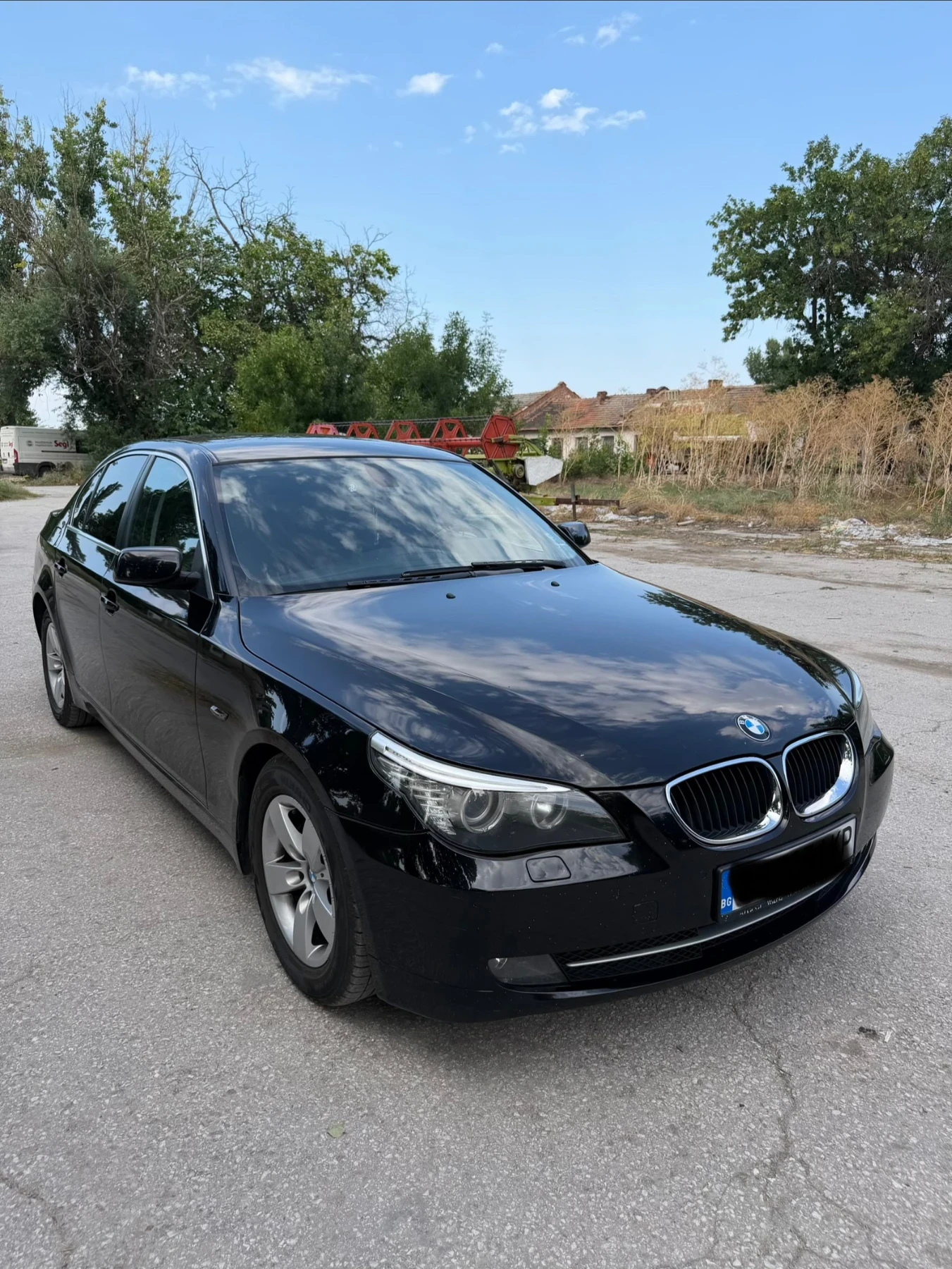 BMW 520 Топ, снимка 11 - Автомобили и джипове - 55341816
