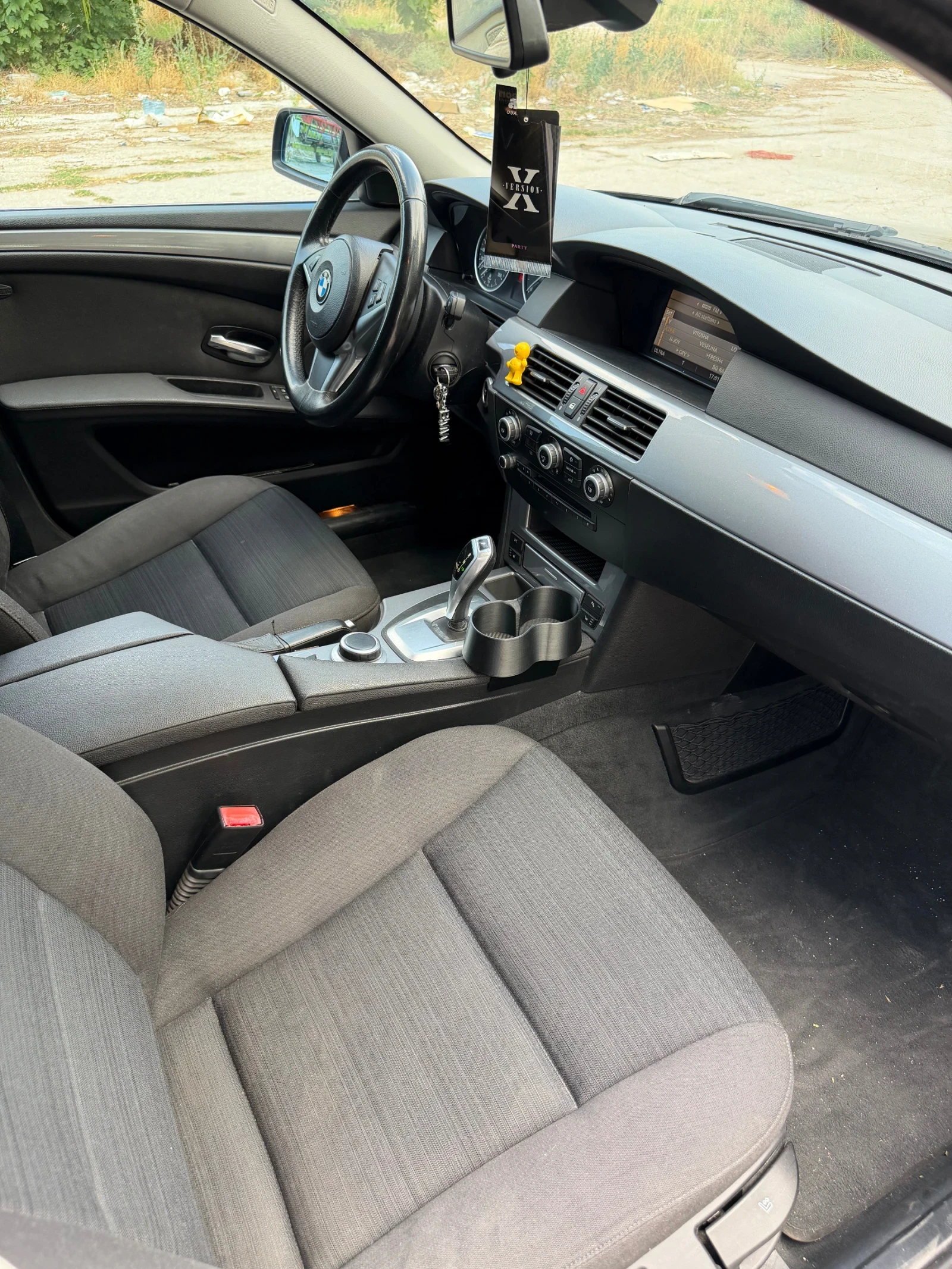BMW 520 Топ, снимка 10 - Автомобили и джипове - 55341816