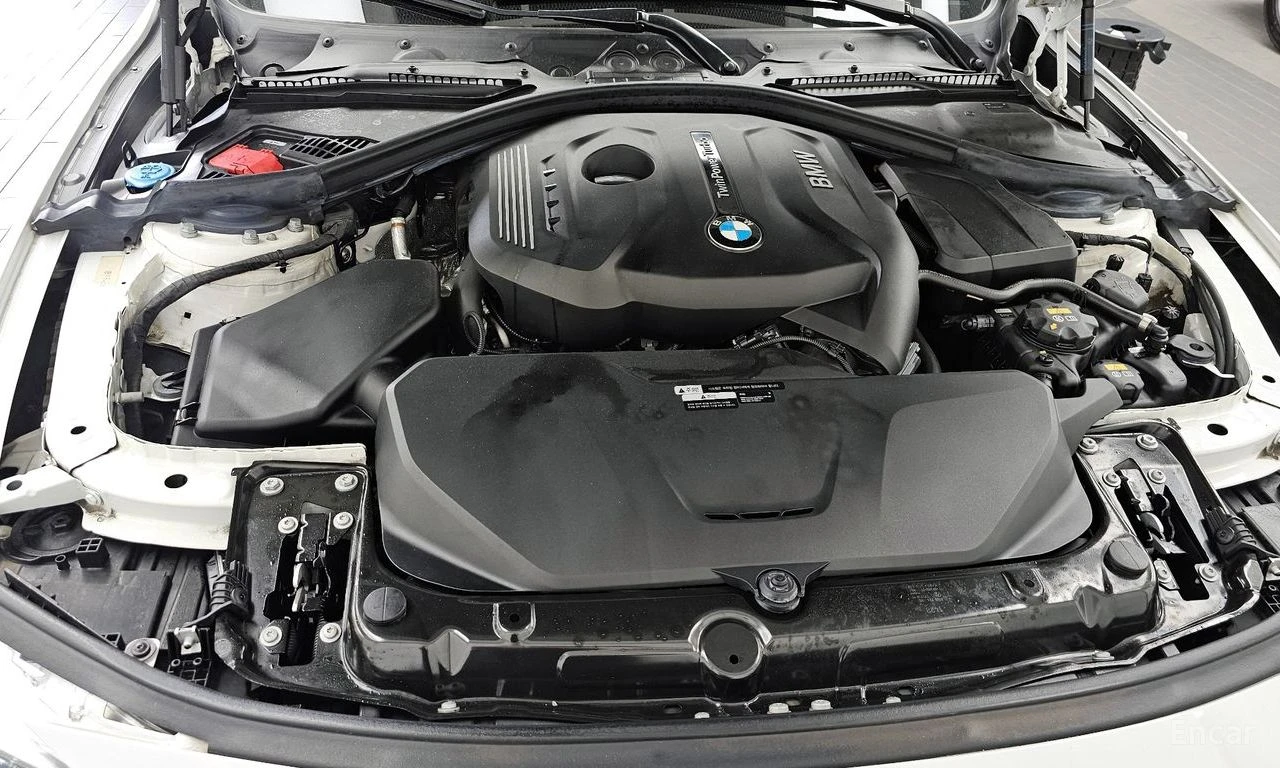 BMW 330 * ФИКСИРАНА ЦЕНА ДО БЪЛГАРИЯ * АВТОКРЕДИТ, снимка 7 - Автомобили и джипове - 55452407