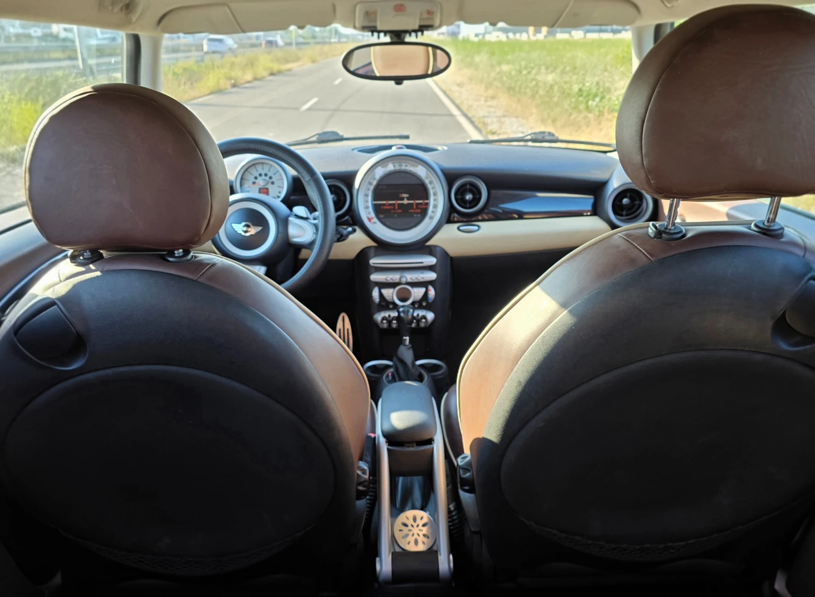 Mini Clubman COOPER S 174ks, снимка 9 - Автомобили и джипове - 55499837