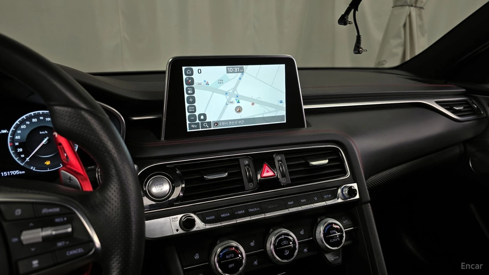 Genesis G70 3.3T SPORT PRESTIGE* HUD* КОЖА* НАВИ* ПАНО, снимка 12 - Автомобили и джипове - 55508973
