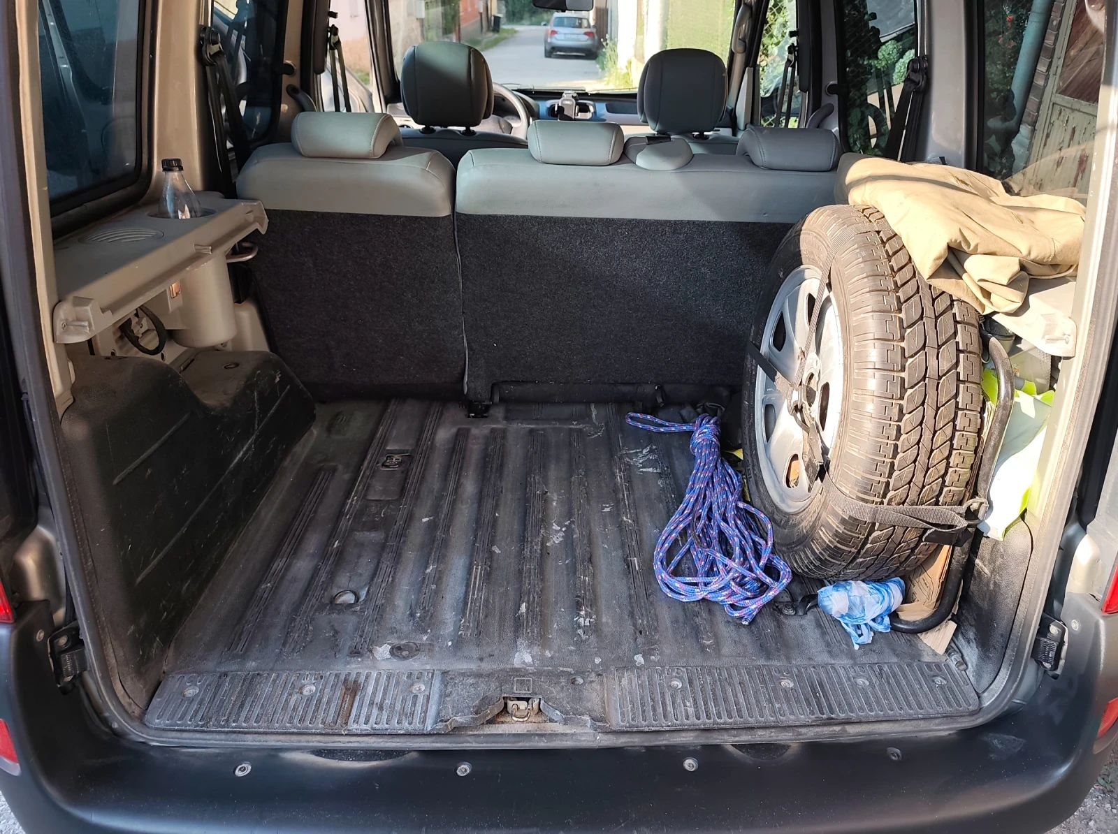 Renault Kangoo, снимка 3 - Автомобили и джипове - 55620782