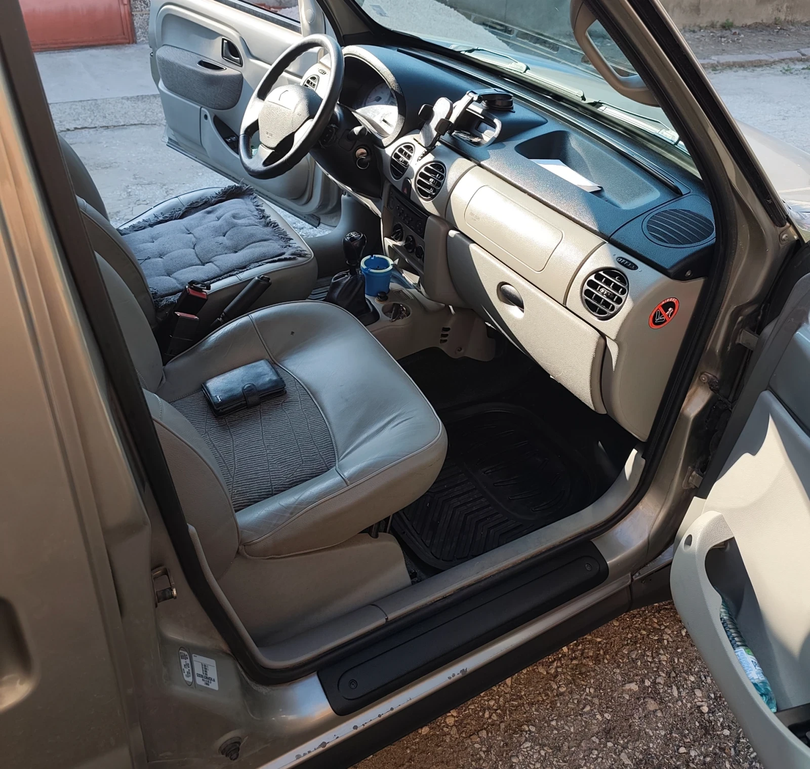 Renault Kangoo, снимка 4 - Автомобили и джипове - 55620782