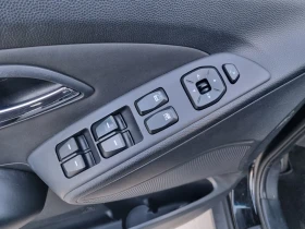 Hyundai IX35 2.0CRDi 4х4 ШВЕЙЦАРИЯ, снимка 13