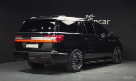 Lincoln Navigator 3.5L Black Label, снимка 2
