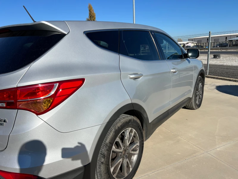 Hyundai Santa fe 2.2crdi, снимка 3 - Автомобили и джипове - 52416172
