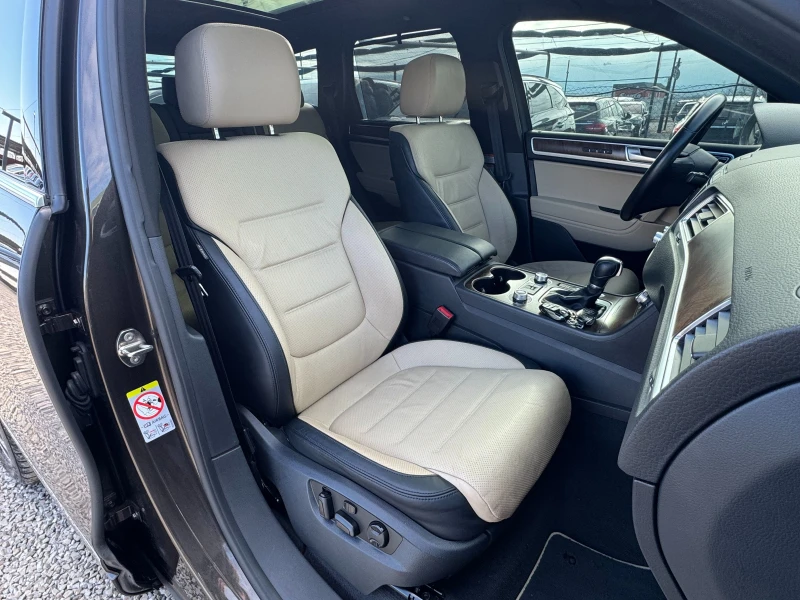VW Touareg 3.0 TDI 4motin ! Exclusive ! FaceLift !, снимка 10 - Автомобили и джипове - 53308171