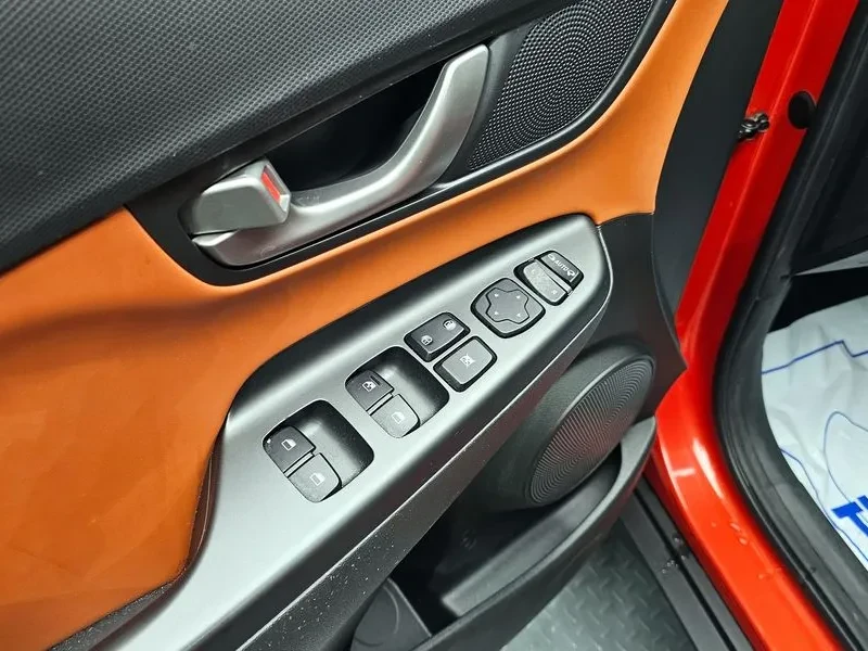 Hyundai Kona 1.6T, снимка 13 - Автомобили и джипове - 54257078