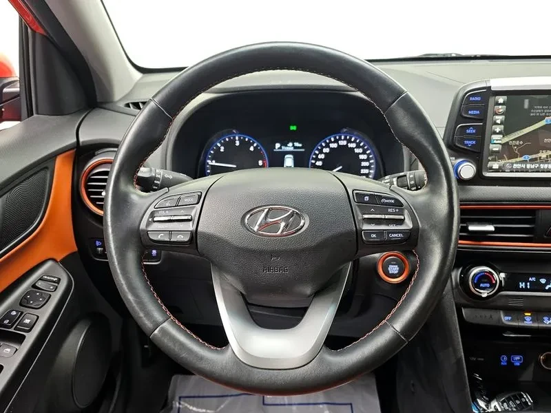 Hyundai Kona 1.6T, снимка 15 - Автомобили и джипове - 54257078