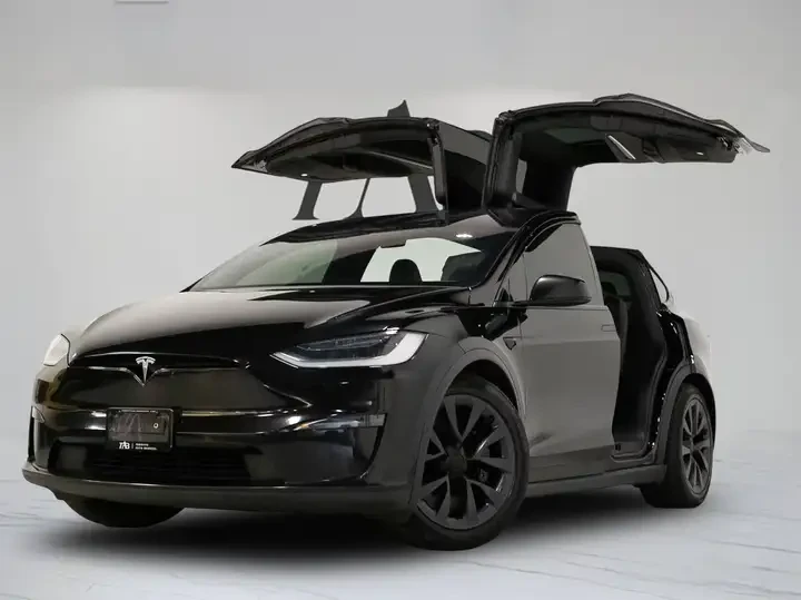 Tesla Model X YOKE STEERING 4x4 7места DUAL MOTOR