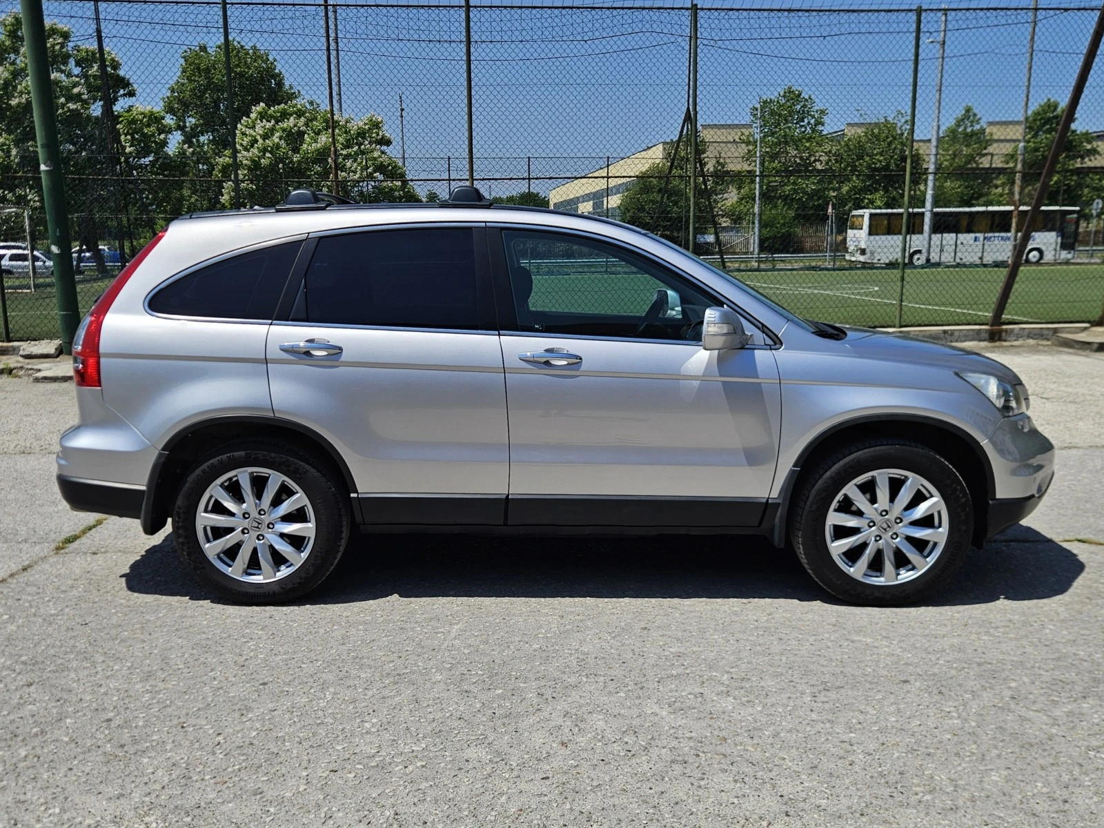 Honda Cr-v 2.0i-VTEC 4x4 Facelift Automatic - изображение 4