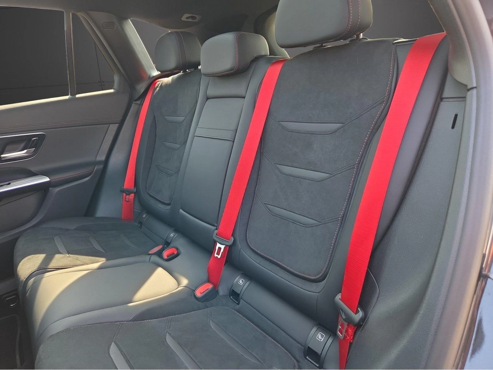 Mercedes-Benz GLC 43 AMG /4-MATIC/CARBON/BURMESTER/NIGHT/PANO/DYNAMIC/360/ | Mobile.bg   11