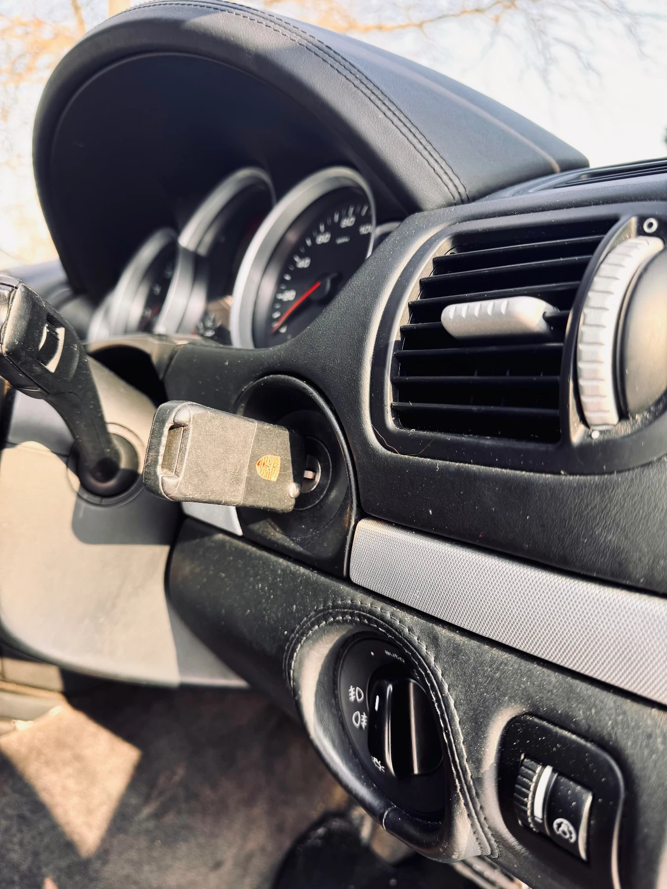 Porsche Cayenne 4.5S TV, AIRsuspension, Xenon, Ambient  - изображение 10