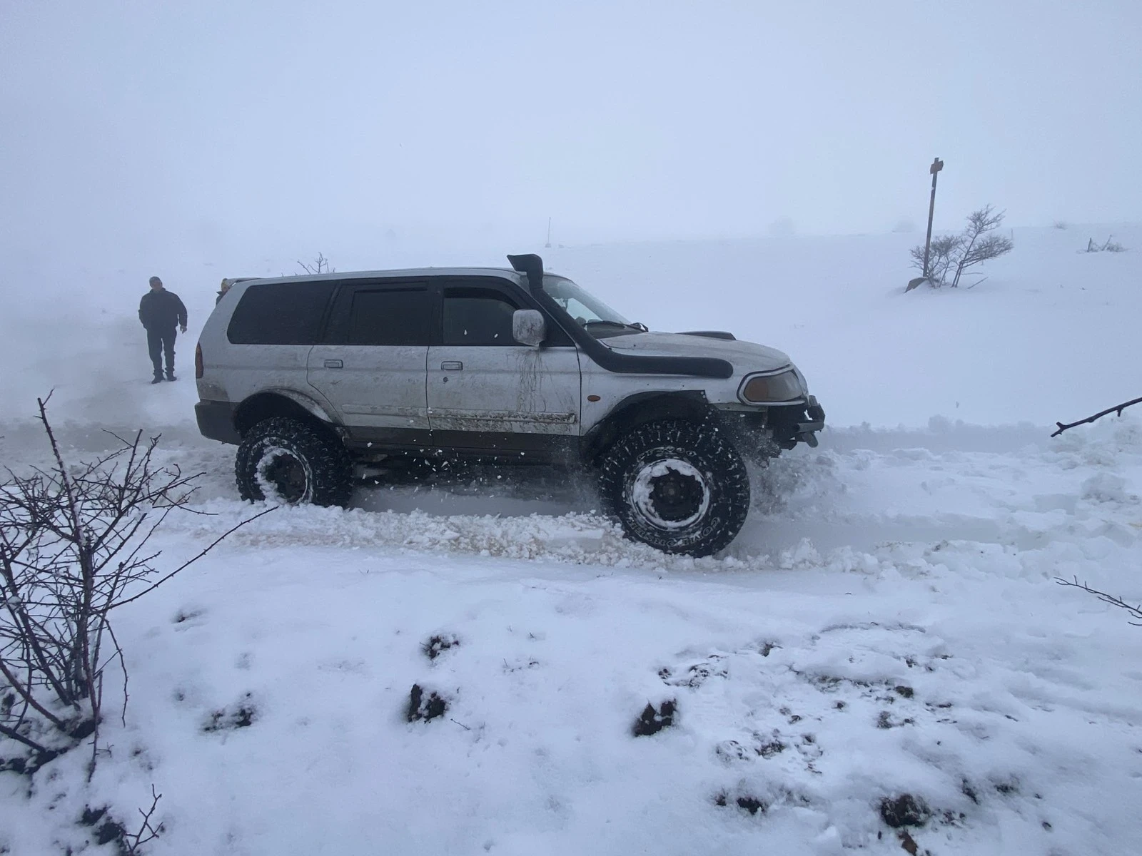 Mitsubishi Pajero sport  - изображение 2