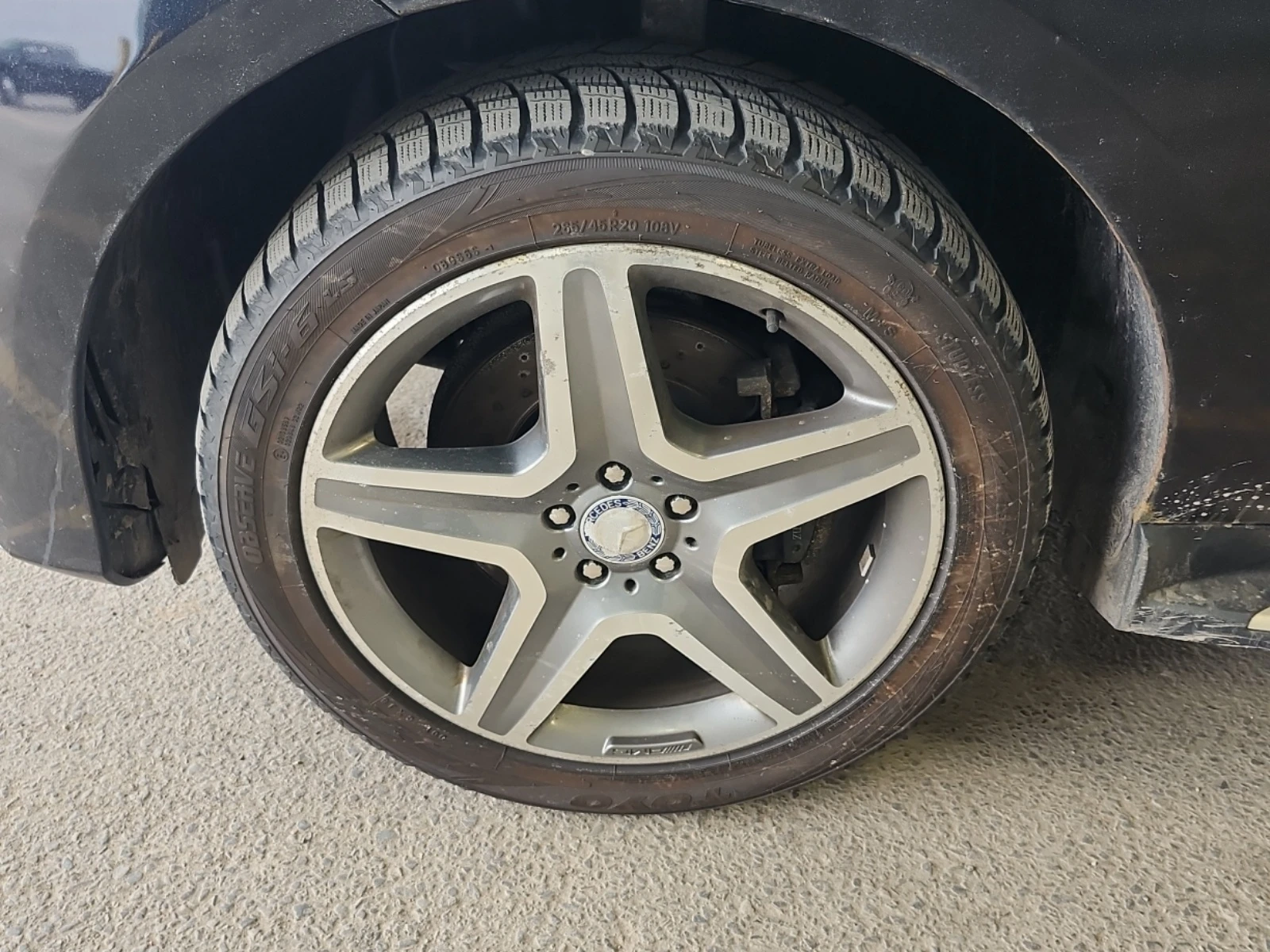 Mercedes-Benz GLE 350 D * * AMG * * CARFAX * * АВТО КРЕДИТ * * , снимка 5 - Автомобили и джипове - 54034509