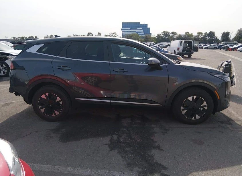 Kia Sportage, снимка 13 - Автомобили и джипове - 54038919