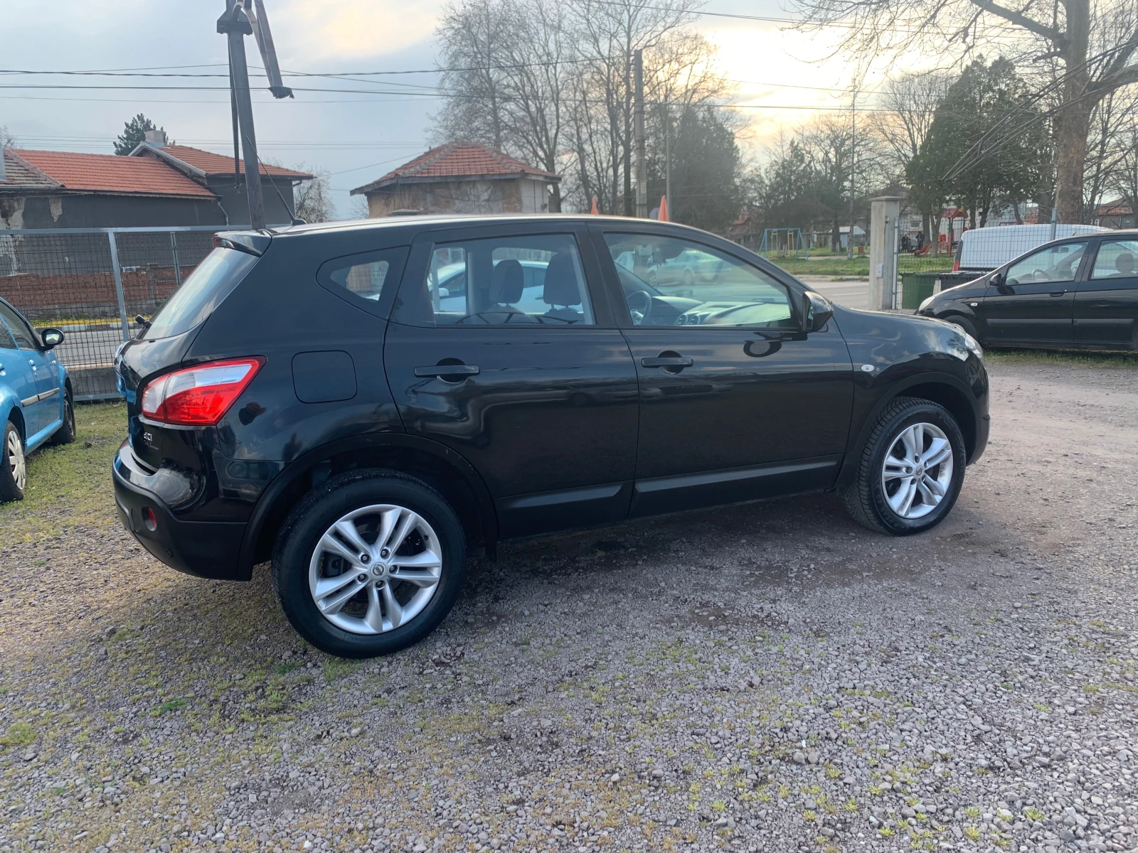 Nissan Qashqai 1.6dci 131к.с, снимка 8 - Автомобили и джипове - 54044654