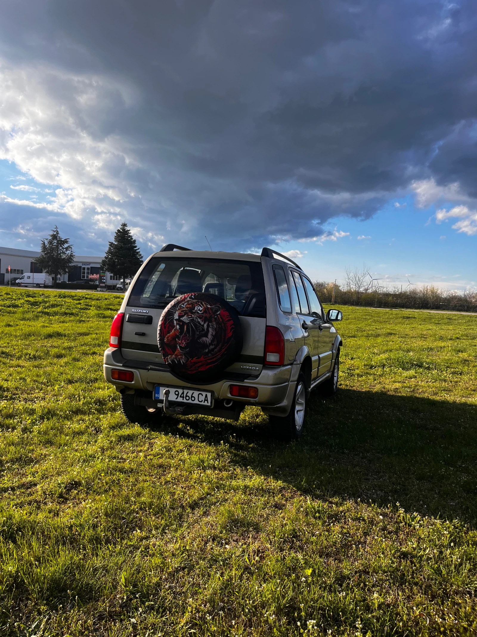 Suzuki Grand vitara 2.0 HDI 109 коня, снимка 2 - Автомобили и джипове - 54138333