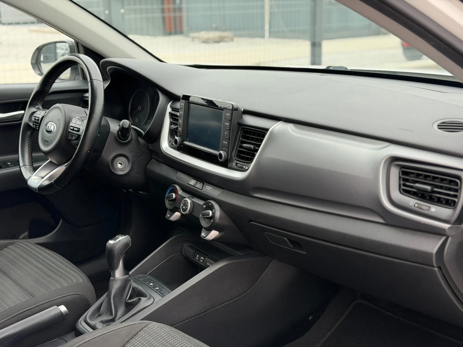 Kia Stonic 1.4 ������ / 100 �.� | Mobile.bg � ����������� 8